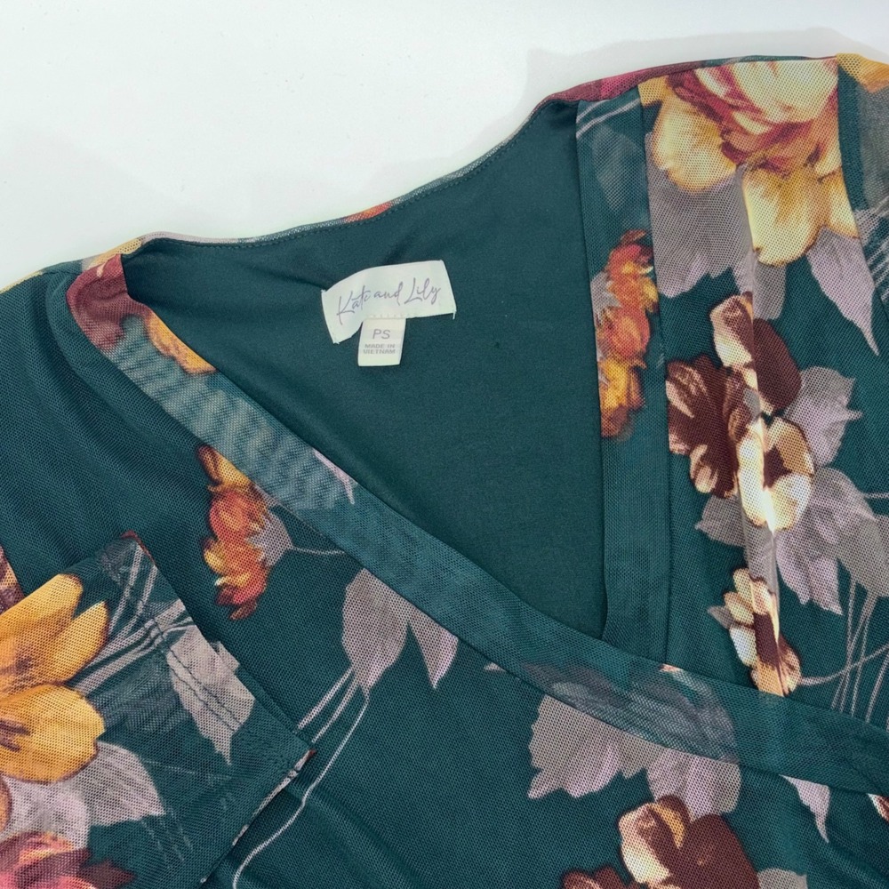 Kate and Lily Floral Mesh Wrap Dress Green Petite Small 3/4 Sleeve V-Neck